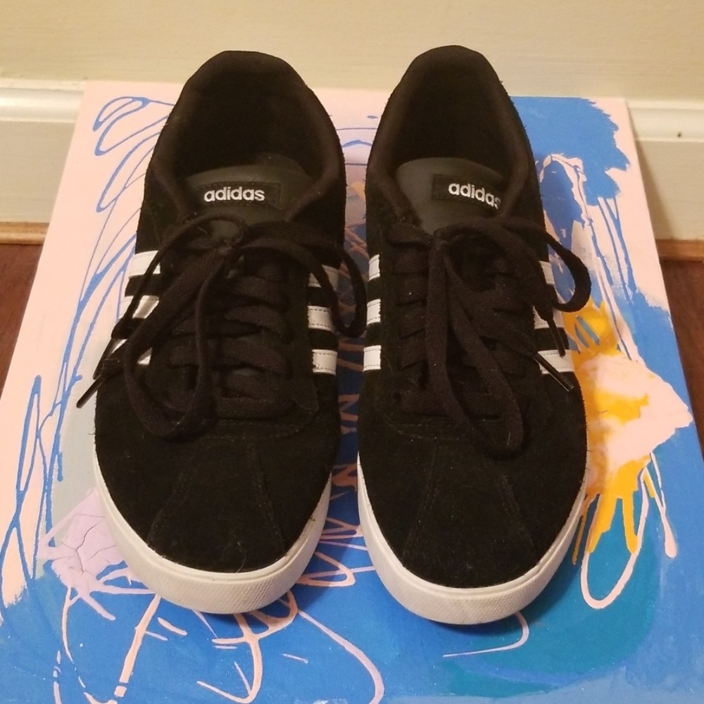 Adidas Sneakers